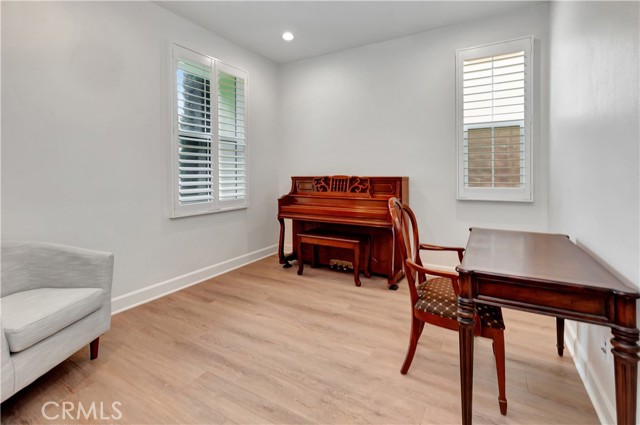 Detail Gallery Image 15 of 33 For 131 Stallion, Irvine,  CA 92602 - 4 Beds | 2/1 Baths