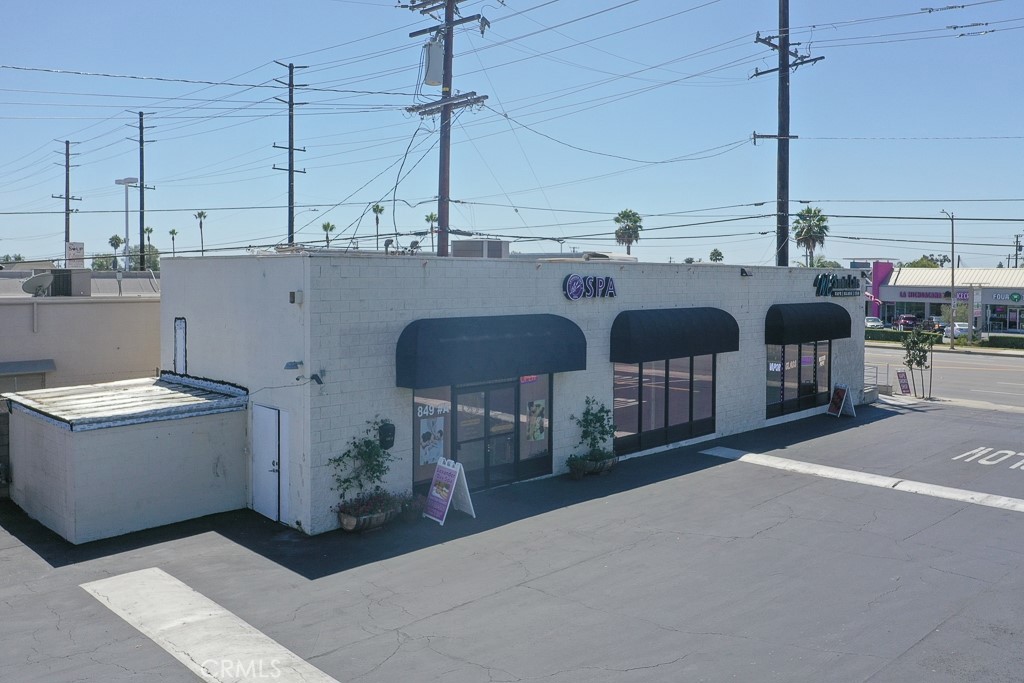 849 N Tustin Street
