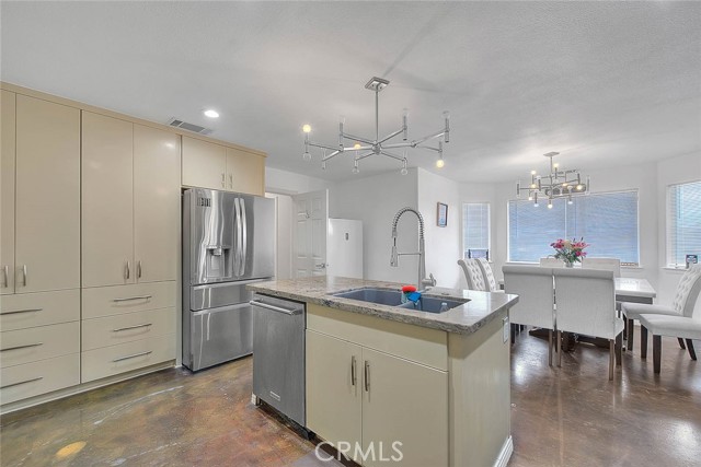 Detail Gallery Image 24 of 75 For 11077 Valle Vista Rd, Phelan,  CA 92371 - 5 Beds | 3/1 Baths