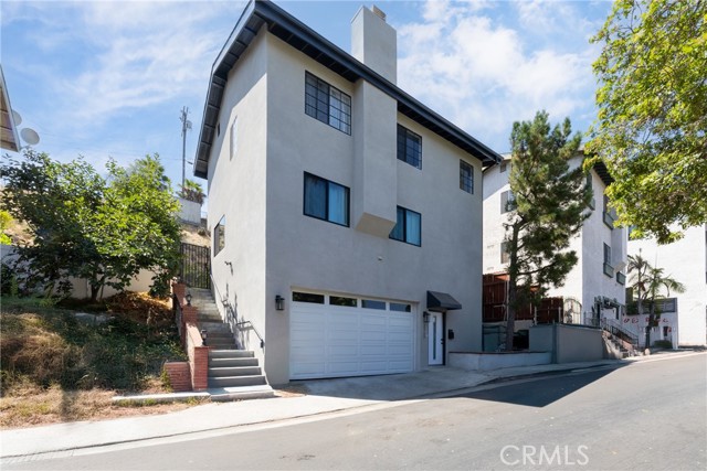 Detail Gallery Image 1 of 45 For 2717 Chadwick Cir, Los Angeles,  CA 90032 - 3 Beds | 2/1 Baths