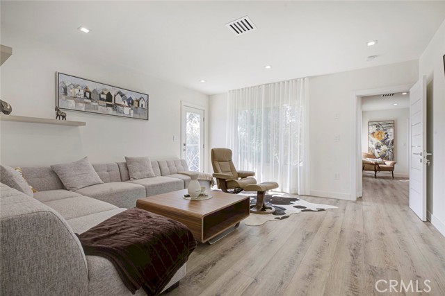 Detail Gallery Image 41 of 75 For 10555 Art St, Shadow Hills,  CA 91040 - 2 Beds | 3 Baths