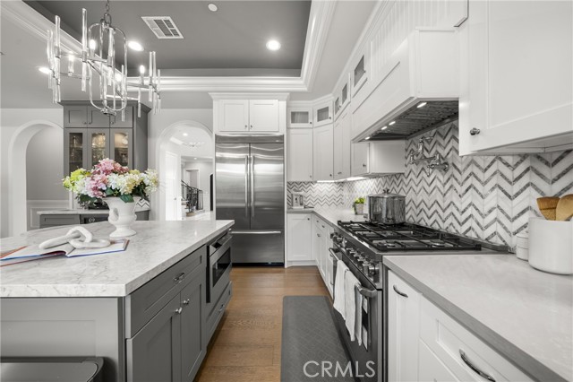 Image 14 of 47 For 6247 Ivar  