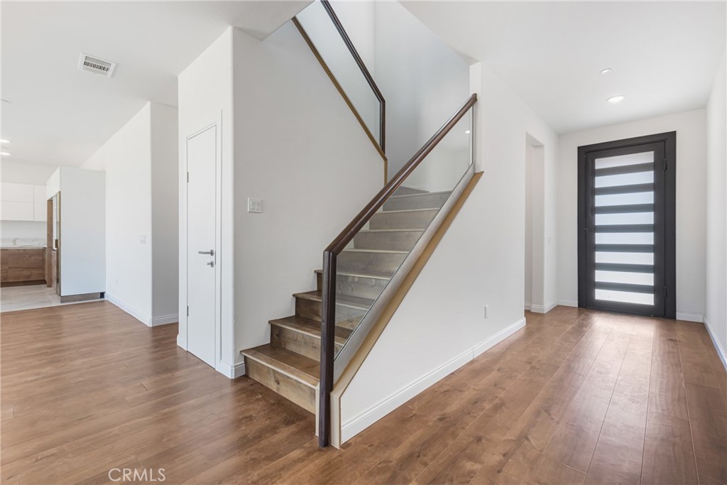 MLS #IV25219016 image #22