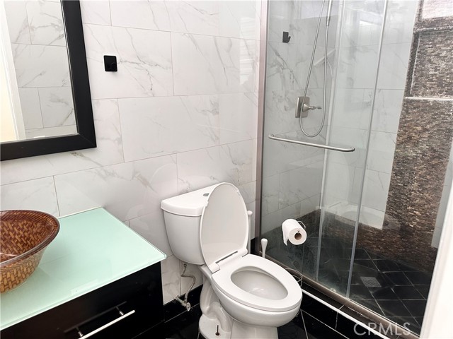 Detail Gallery Image 11 of 14 For 31579 Lindero Canyon Rd #7,  Westlake Village,  CA 91361 - 3 Beds | 2 Baths