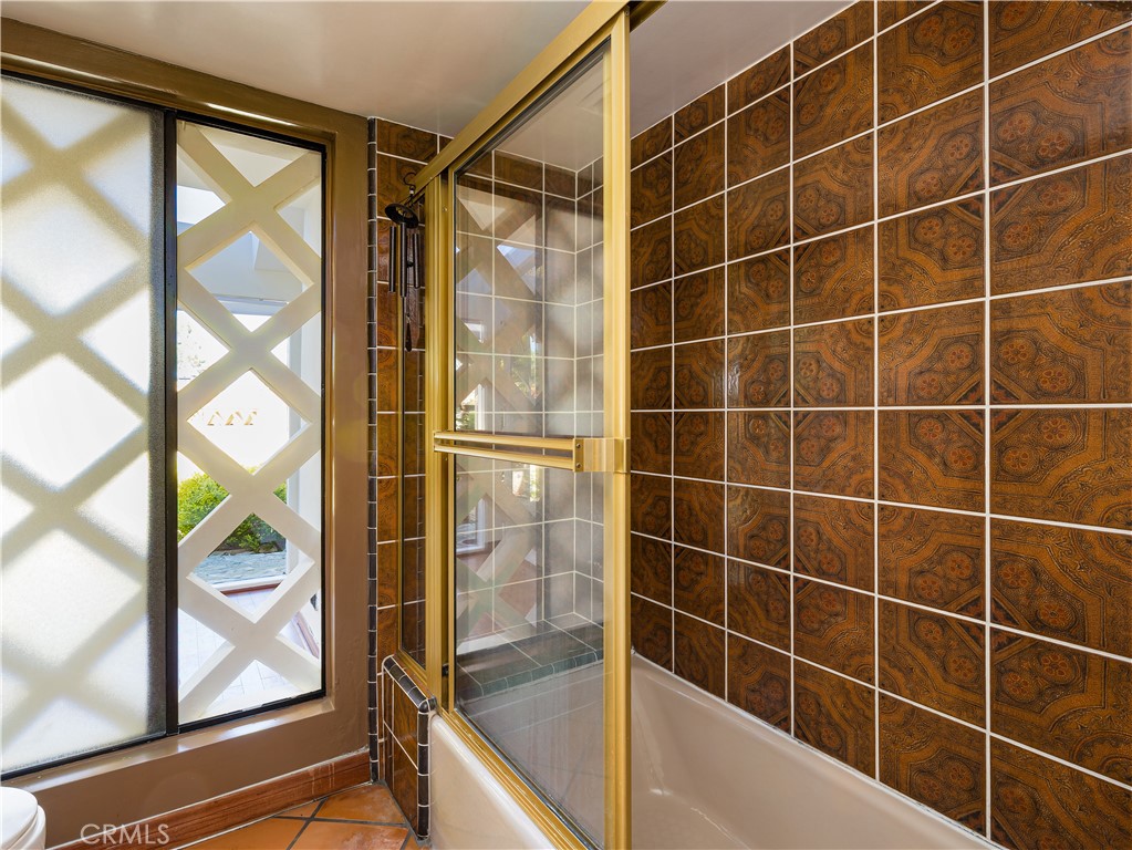 22. 2505 Via Pinale Palos Verdes Estates, CA 90274