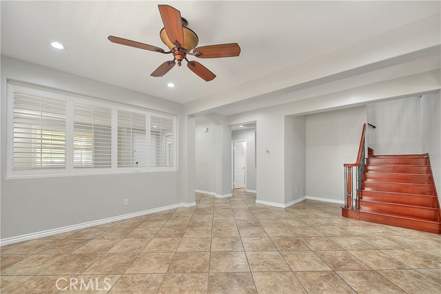 12790 Golden Leaf Drive, Rancho Cucamonga CA: https://media.crmls.org/medias/b672218e-9ad1-41da-a61b-76f6a5388f88.jpg