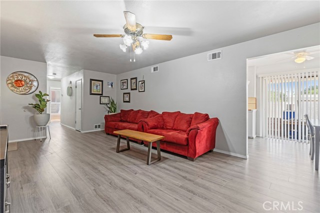 1510 High Street, Atwater CA: https://media.crmls.org/medias/b67284e9-5965-4e4b-a13c-21c132dacd70.jpg