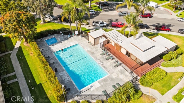 Detail Gallery Image 25 of 27 For 2921 S Sycamore St #E,  Santa Ana,  CA 92707 - 3 Beds | 1/1 Baths