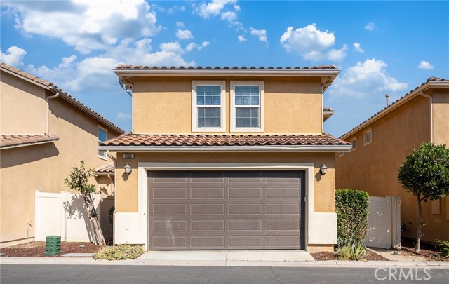 7265 Enclave Drive, Eastvale CA: https://media.crmls.org/medias/b672e618-955e-4a03-a306-be318bf1883f.jpg