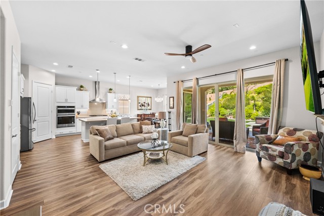 24184 Crestley Drive, Corona CA: https://media.crmls.org/medias/b672f6b8-7509-4e85-821b-aaffc7a6da7f.jpg