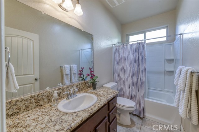 Detail Gallery Image 19 of 33 For 6808 W Lucas Dr, Fresno,  CA 93722 - 3 Beds | 2 Baths