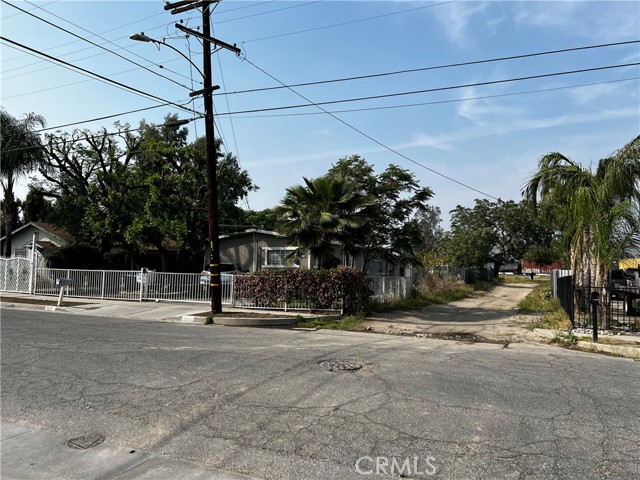Image 3 for 1174 W 19Th St, San Bernardino, CA 92411