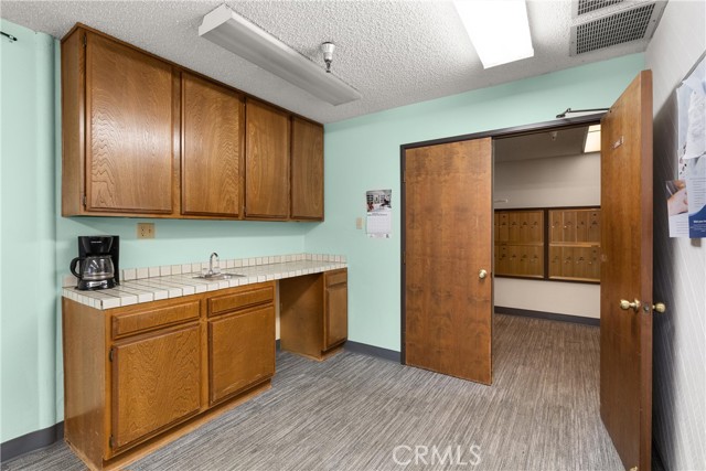 18900 Delaware Street, Huntington Beach CA: https://media.crmls.org/medias/b674b651-2f99-4f2d-b69f-dad38ac3b281.jpg