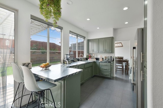 Detail Gallery Image 12 of 40 For 3694 Corta Bella, Santa Maria,  CA 93455 - 4 Beds | 2/1 Baths