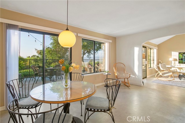 Detail Gallery Image 7 of 25 For 6000 E Ladera Ln, Anaheim Hills,  CA 92807 - 2 Beds | 2/1 Baths