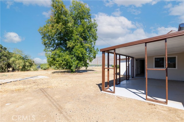 30985 Reservoir Avenue, Nuevo CA: https://media.crmls.org/medias/b6771690-6b90-47e4-8e90-1b89c948b807.jpg