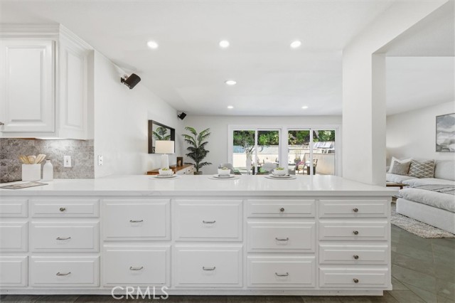 2932 Via Alvarado, Palos Verdes Estates CA: https://media.crmls.org/medias/b67798eb-a32a-43d0-a909-4d0a95ff1e75.jpg