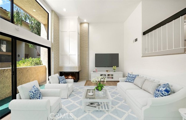 Detail Gallery Image 1 of 16 For 5510 Las Virgenes Rd, Calabasas,  CA 91302 - 2 Beds | 3 Baths