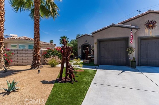 Detail Gallery Image 4 of 44 For 40518 Corte Placitas, Palm Desert,  CA 92260 - 4 Beds | 3/1 Baths