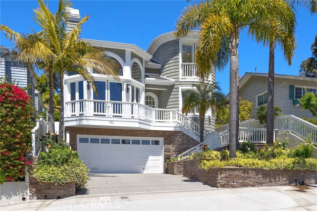 721 Marine Avenue, Manhattan Beach, California 90266, 5 Bedrooms Bedrooms, ,4 BathroomsBathrooms,Residential,For Sale,Marine,SB26080164