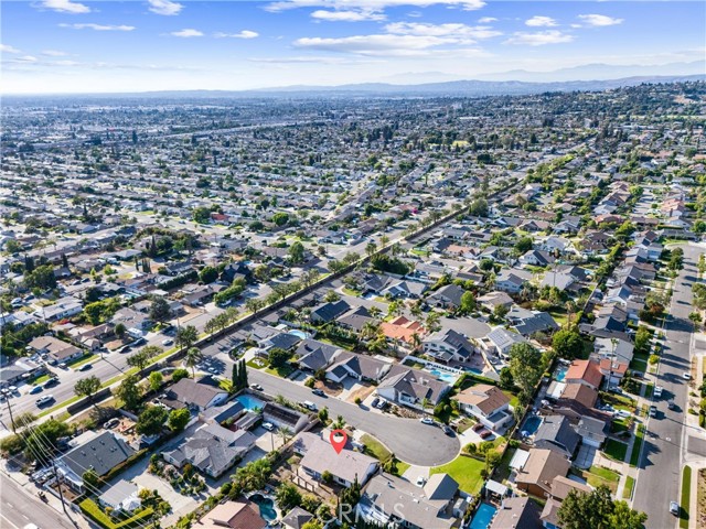 Detail Gallery Image 40 of 48 For 17862 Portsmouth Cir, Villa Park,  CA 92861 - 5 Beds | 3 Baths