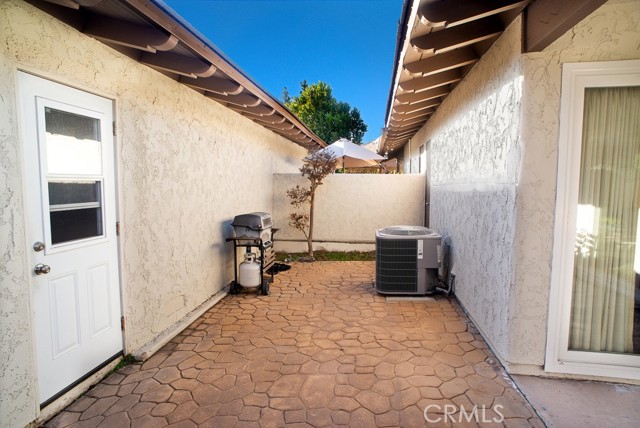 Detail Gallery Image 9 of 36 For 1104 Glenbridge Cir, Westlake Village,  CA 91361 - 2 Beds | 2 Baths