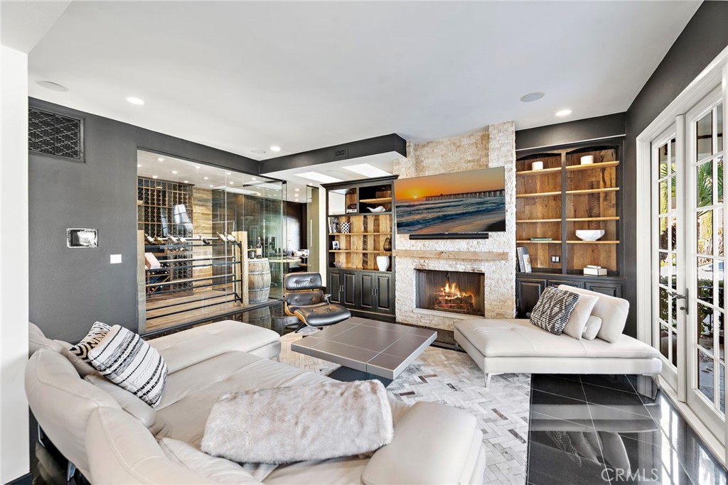 B678692e 32d7 42ae 8c5f 81a626f65080