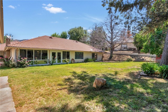 37581 Oak Mesa Drive, Yucaipa CA: https://media.crmls.org/medias/b6786c4f-d050-478b-91b0-fb1f30963666.jpg
