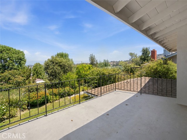 5 Bed Home for Sale in Calabasas, California