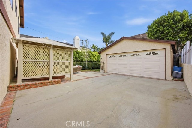 Detail Gallery Image 24 of 27 For 1728 Oak, Manhattan Beach,  CA 90266 - 4 Beds | 3 Baths