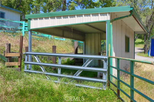 Detail Gallery Image 39 of 54 For 42275 Buckeye Rd, Oakhurst,  CA 93644 - 4 Beds | 2/1 Baths