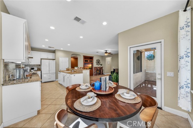 Detail Gallery Image 11 of 37 For 35978 Covington, Wildomar,  CA 92595 - 4 Beds | 3 Baths