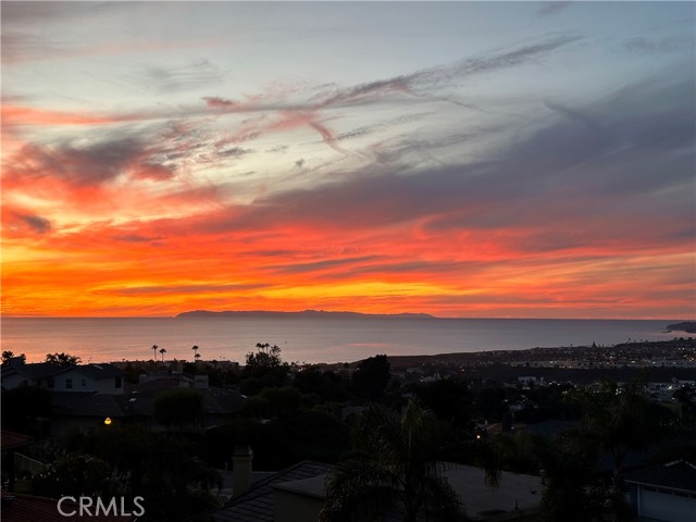 703 Avenida Presidio, San Clemente CA: https://media.crmls.org/medias/b679c408-d030-44f1-ab8b-fae9f4cf8b6d.jpg