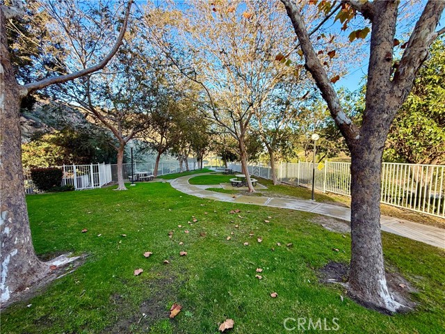 309 Via Moreno, Pomona CA: https://media.crmls.org/medias/b67abe66-95fc-4eb9-9342-97884f157bea.jpg
