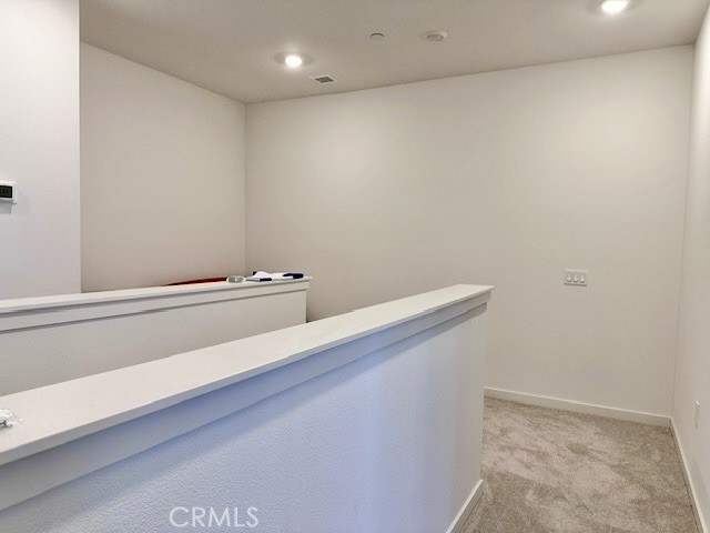 https://media.crmls.org/medias/b67cafb4-17e4-4c39-a0b6-c773e4020a24.jpg?preset=X-Large