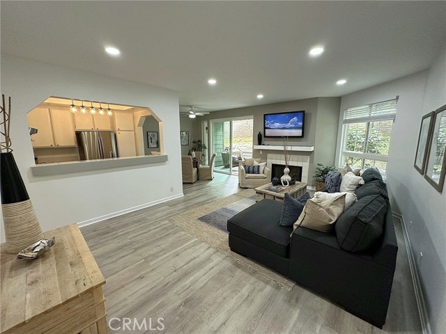 Detail Gallery Image 22 of 67 For 19311 Sunray Ln #104,  Huntington Beach,  CA 92648 - 2 Beds | 2 Baths