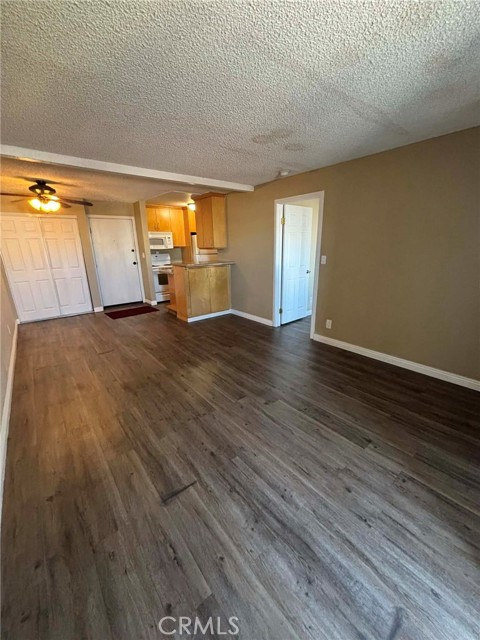 Detail Gallery Image 12 of 33 For 21800 Schoenborn St #217,  Canoga Park,  CA 91304 - 1 Beds | 1 Baths