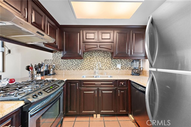 Detail Gallery Image 11 of 30 For 3340 E Collins Ave #30,  Orange,  CA 92867 - 3 Beds | 2/1 Baths