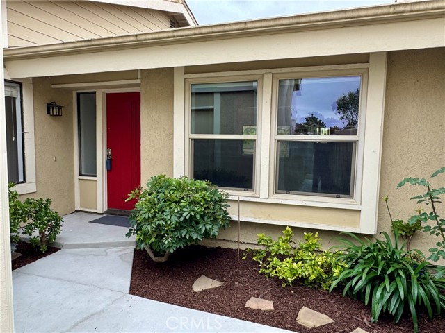 Detail Gallery Image 2 of 25 For 12 Park Vista #50,  Irvine,  CA 92604 - 2 Beds | 2 Baths