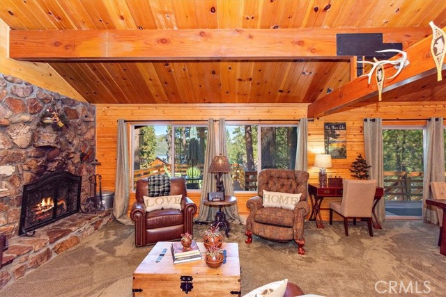 Detail Gallery Image 5 of 43 For 740 Cove Dr, Big Bear Lake,  CA 92315 - 3 Beds | 2 Baths