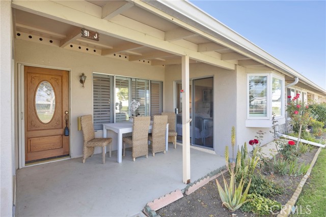 Detail Gallery Image 4 of 32 For 1491 Golden Rain Rd 91j,  Seal Beach,  CA 90740 - 2 Beds | 2 Baths