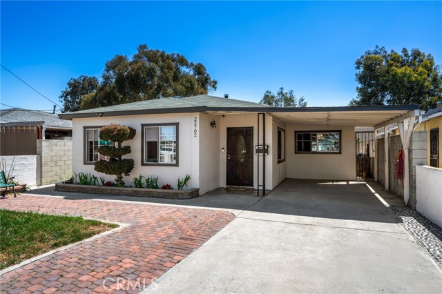Detail Gallery Image 1 of 21 For 22702 Menlo Ave, Torrance,  CA 90502 - 3 Beds | 1 Baths