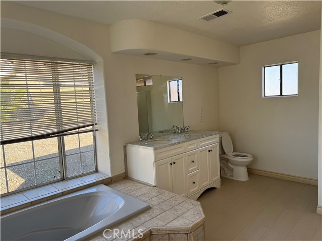 Detail Gallery Image 16 of 23 For 7052 Starne Rd, Corona,  CA 92881 - 3 Beds | 2 Baths