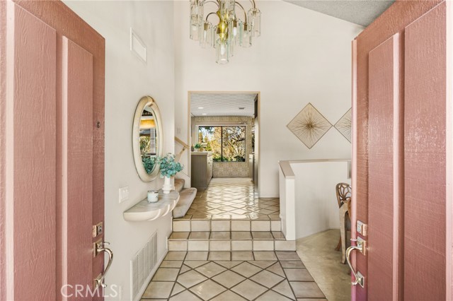 Detail Gallery Image 7 of 62 For 2927 Treeview Pl, Fullerton,  CA 92886 - 4 Beds | 2/1 Baths
