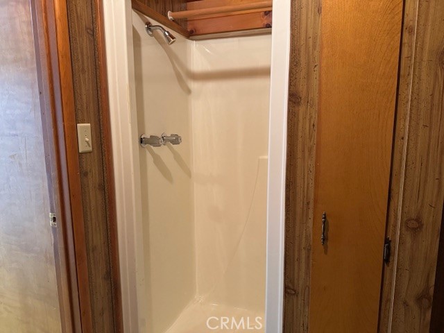 667 Pyramid, Crestline, CA 92325