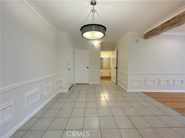 Detail Gallery Image 11 of 34 For 5460 White Oak Ave #G106,  Encino,  CA 91316 - 2 Beds | 2 Baths