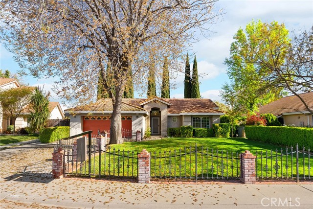 318 Meadowood Drive, Orland CA: https://media.crmls.org/medias/b6847d8b-eb77-4e92-ad3d-ee7992f83160.jpg