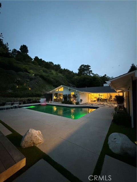 28715 Crestridge Road, Rancho Palos Verdes CA: https://media.crmls.org/medias/b6848add-2990-4e0c-8947-7bc5af532a93.jpg