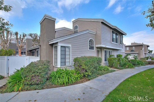 15726 Tetley Street, Hacienda Heights CA: https://media.crmls.org/medias/b6848de4-ac03-452a-9ea2-a00045824f66.jpg