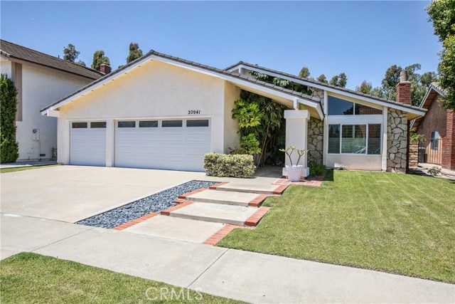 20941 Calle Celeste, Lake Forest, CA 92630